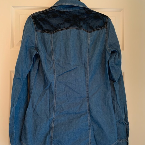 Forever 21 Denim Long Sleeve Shirt - Picture 2 of 8